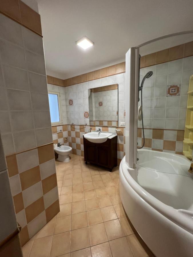 John'S House Apartment เชฟาลู ภายนอก รูปภาพ